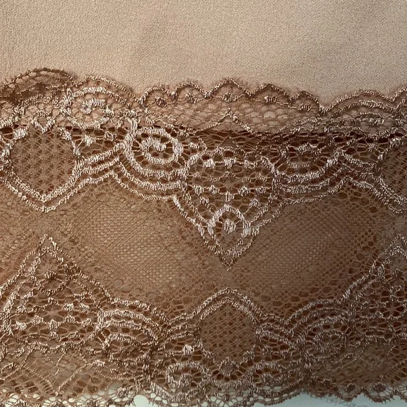 NWT Forever 21 Nude Dress with Lace details Size L - Picture 4 of 7